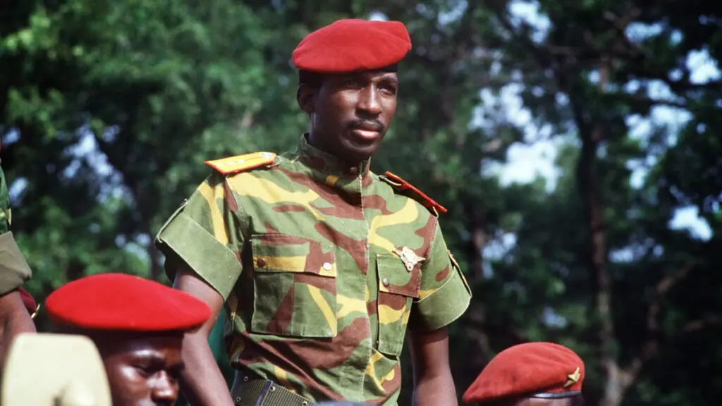 Thomas Sankara, révolutionnaire intègre, panafricaniste, anti-impérialiste, visionnaire, symbole dignité africaine