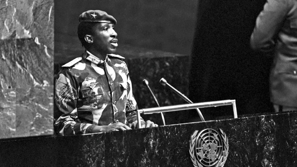 Thomas Sankara, révolutionnaire intègre, panafricaniste, anti-impérialiste, visionnaire, symbole dignité africaine